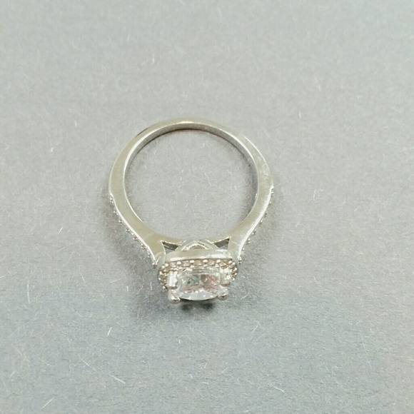 Silver fashion Ring size 7 Engagement Halo Style - Picture 8 of 8